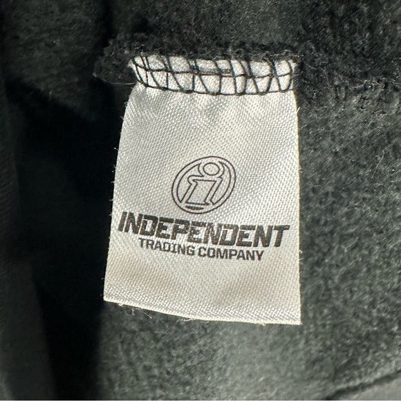 SILVERSUN PICKUPS / Black Tour Hoodie with Neon Print / XL - Picture 7 of 7